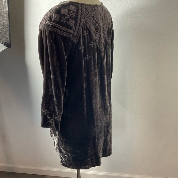 JOHNNY Was Shobah 3/4 Sleeve Embroidered Velvet Tunic Sz XS - Picture 3 of 7